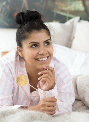 Holiday Honey Lollipops: Artisan Winter Treats | Box of 50: Cinnamon