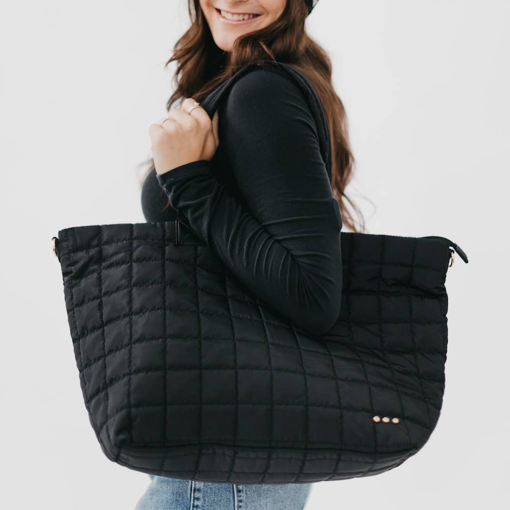 Day Dreamer Quilted Tote Bag: Blue