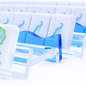 Wavy Acrylic Mahjong Racks | Many Colors | Magnetic Pushers: Multicolor