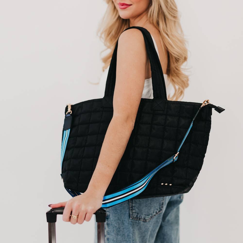 Day Dreamer Quilted Tote Bag: Blue
