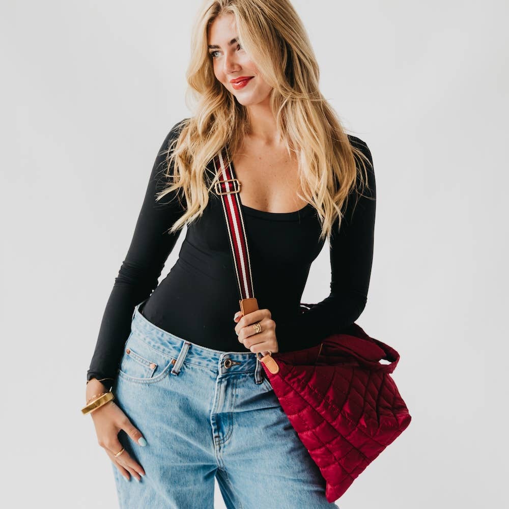 Day Dreamer Quilted Tote Bag: Burgundy