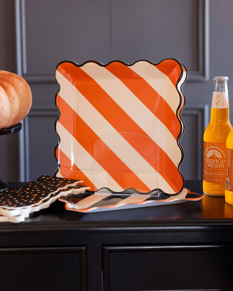 HPH1240 - Striped 10" Paper Plate Set