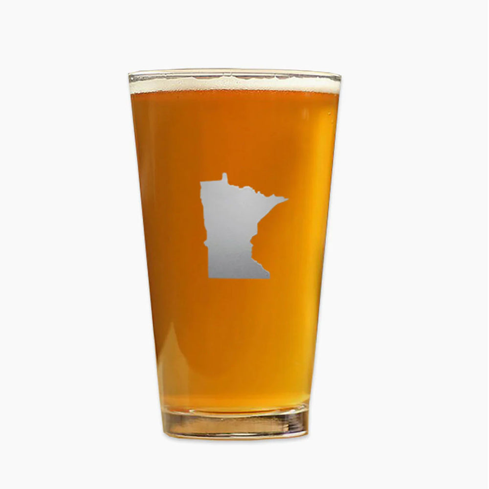 microbrew beer glass with etched state icon