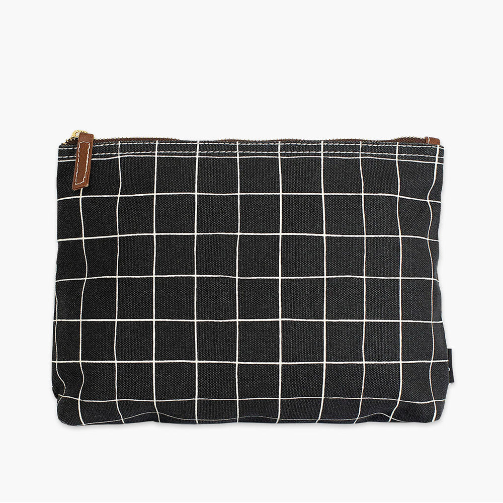
            
                Load image into Gallery viewer, travel pouch, cosmetic pouch, cosmetic bag, canvas clutch bag
            
        
